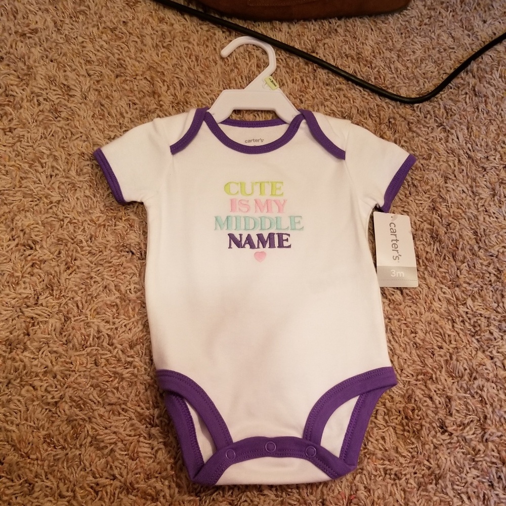 Carters onesie❤